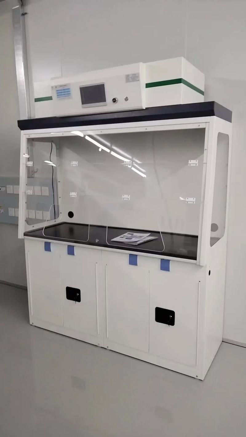 實驗室通風(fēng)柜廠家 專業(yè)選擇，守護(hù)實驗安全與環(huán)境健康