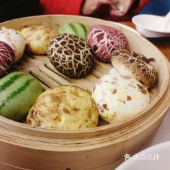 武漢江南別院野生湖魚館大學(xué)園路店 五彩包口味測評與實(shí)拍圖鑒
